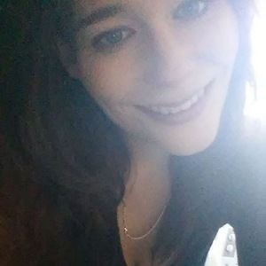 Meet your Posher, Angie